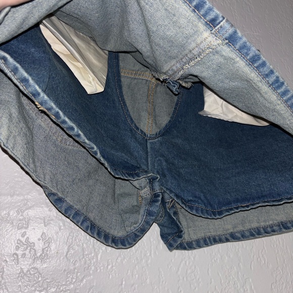 Missguided Dark Blue Jean Skort - Picture 3 of 7